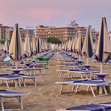 Cozy Two-bedroom 500m From The Sea * Bibione
